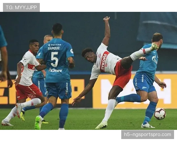 塞维利亚复兴豪强之路面临现实考验，能否重返欧冠成关键